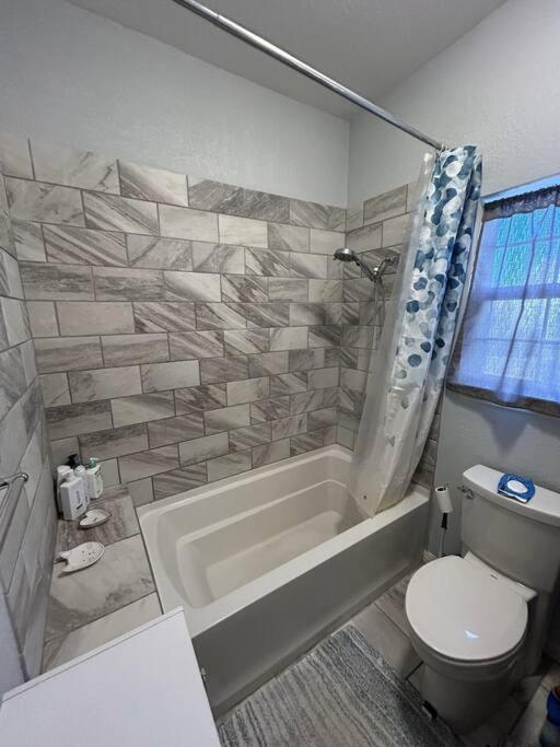 Mins To Silos, Dt Waco, Baylor Holiday home *