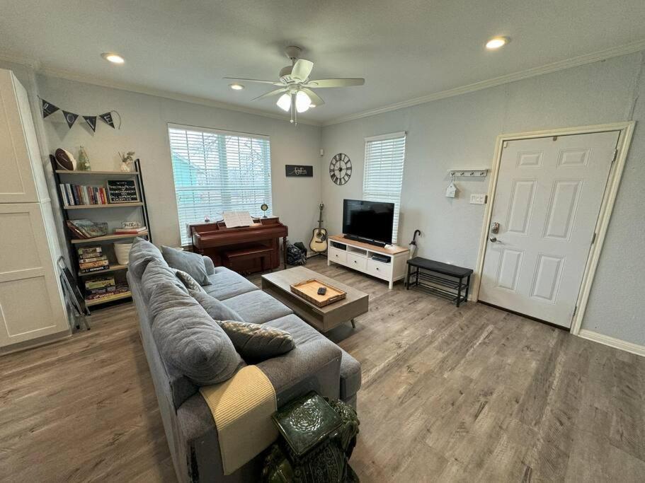 Mins To Silos, Dt Waco, Baylor Holiday home Waco